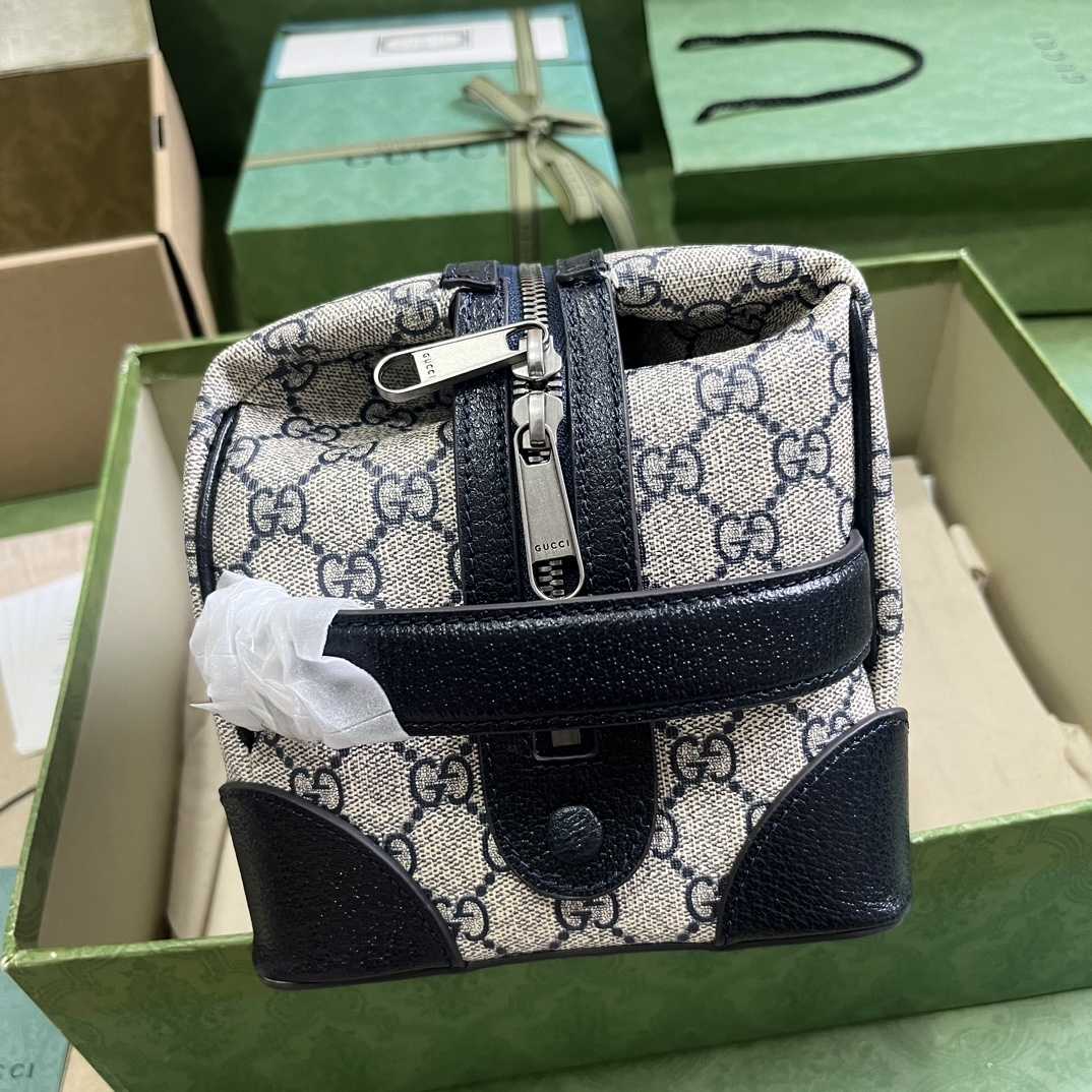 Gucci Savoy Toiletry Case  (26-16.5-16cm) - FashionPlug