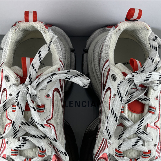 Balenciaga 3XL Trainers - FashionPlug