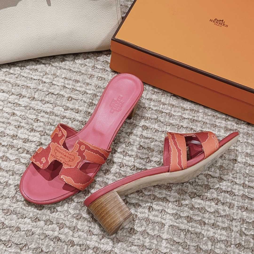 Hermes Oasis Sandal - FashionPlug