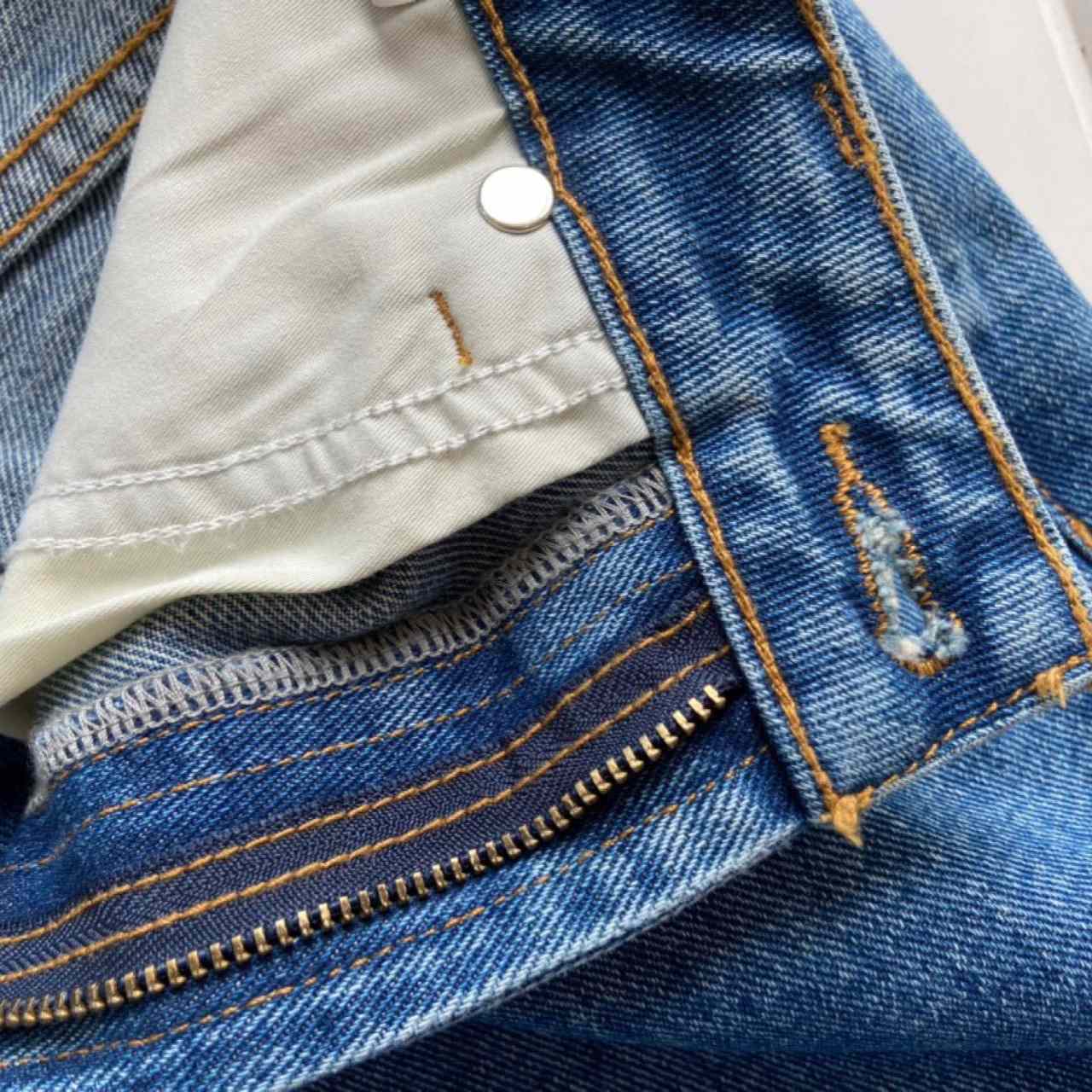 Loewe Anagram Cropped Jeans - FashionPlug