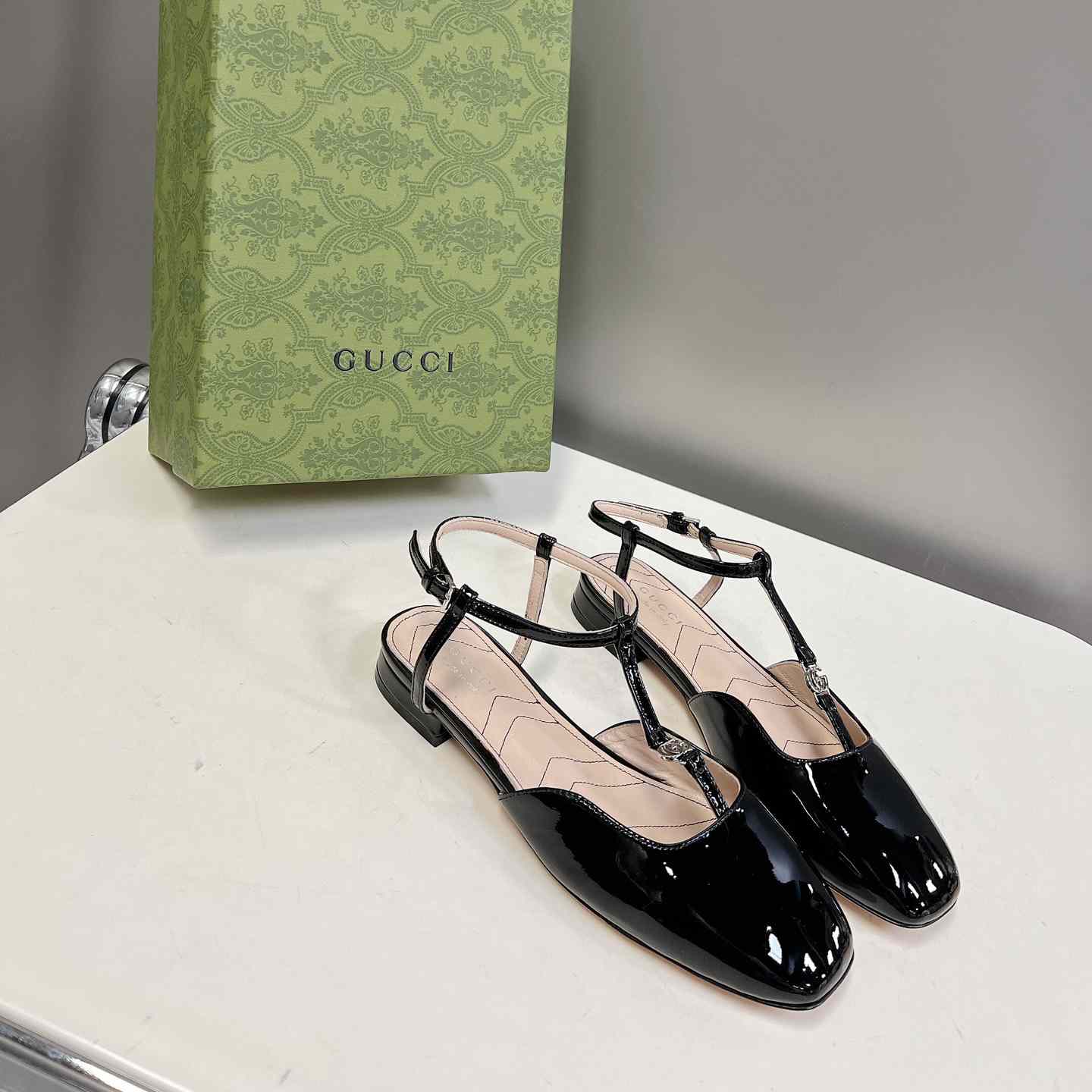Gucci Women's Double G Ballet Flat - FashionPlug