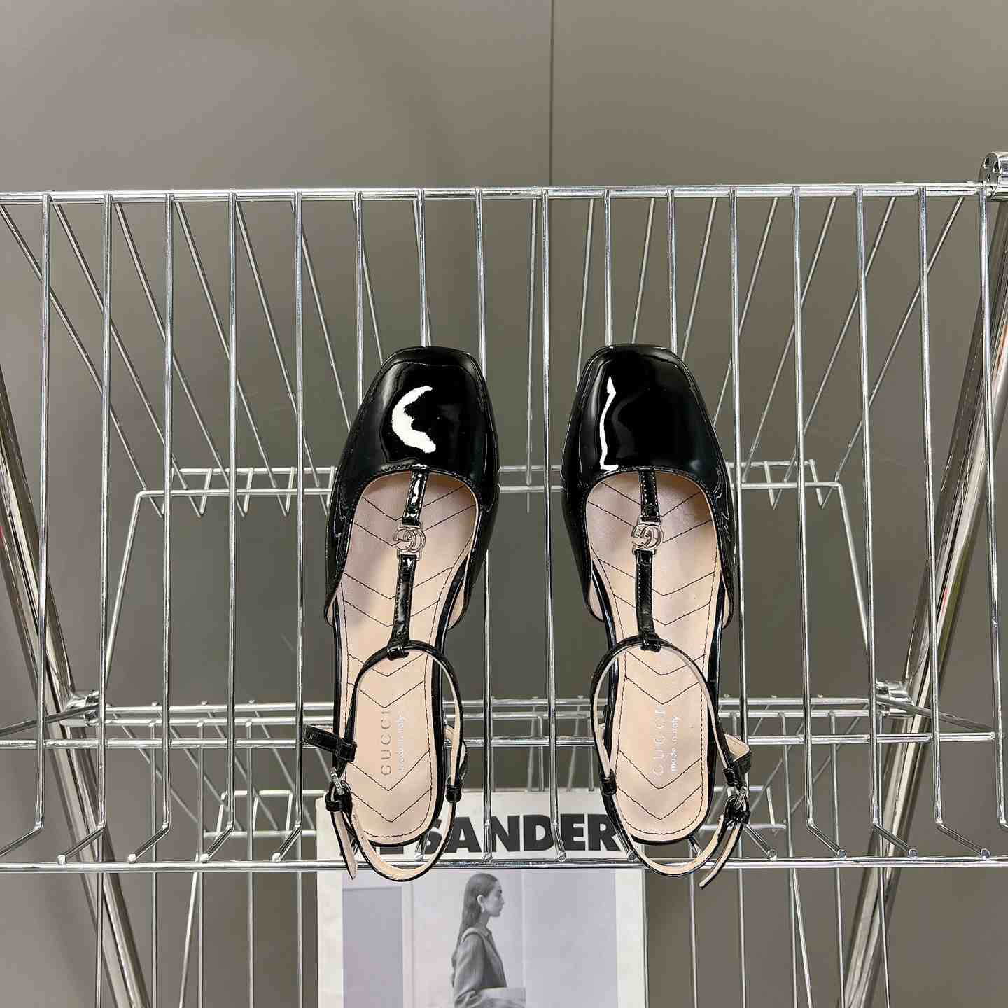 Gucci Women's Double G Ballet Flat - FashionPlug