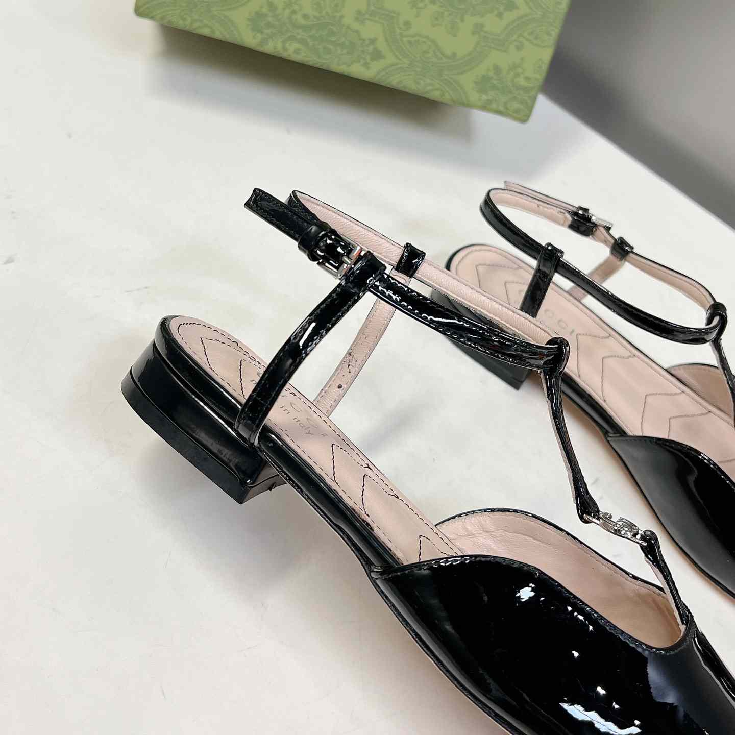 Gucci Women's Double G Ballet Flat - FashionPlug