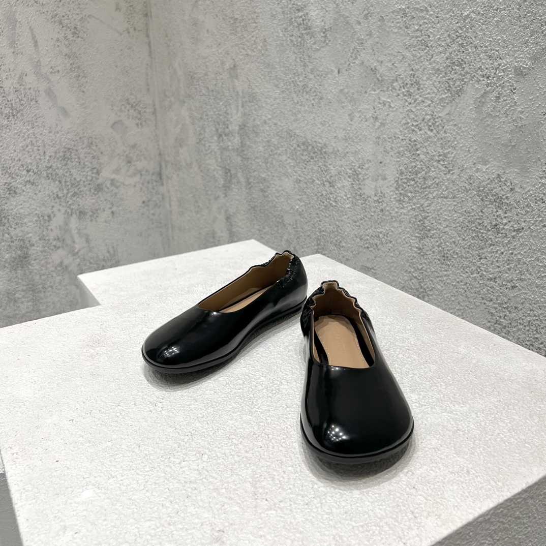 Bottega Veneta Atomic Ballerina Flat - FashionPlug