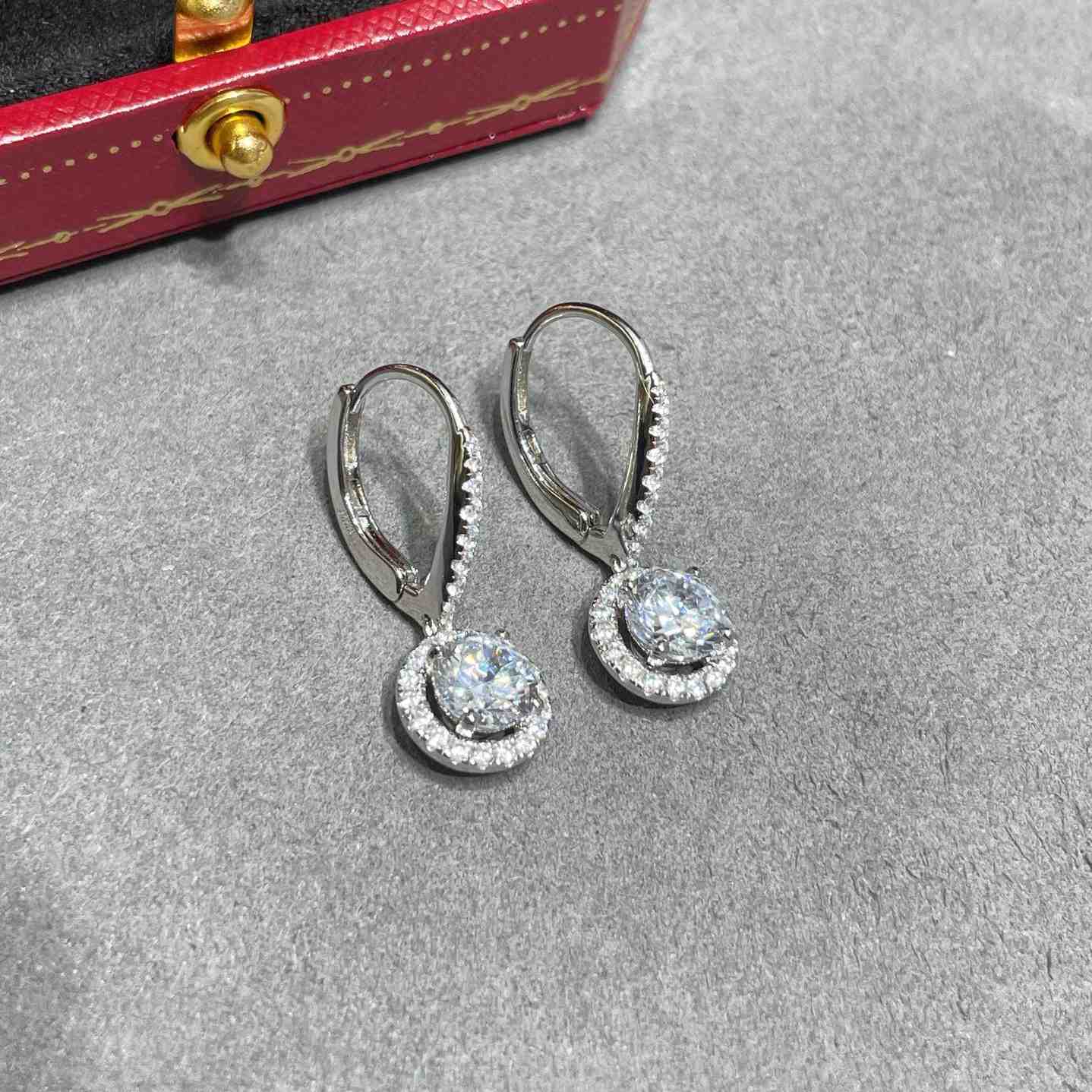 Cartier Destinée Earrings - FashionPlug
