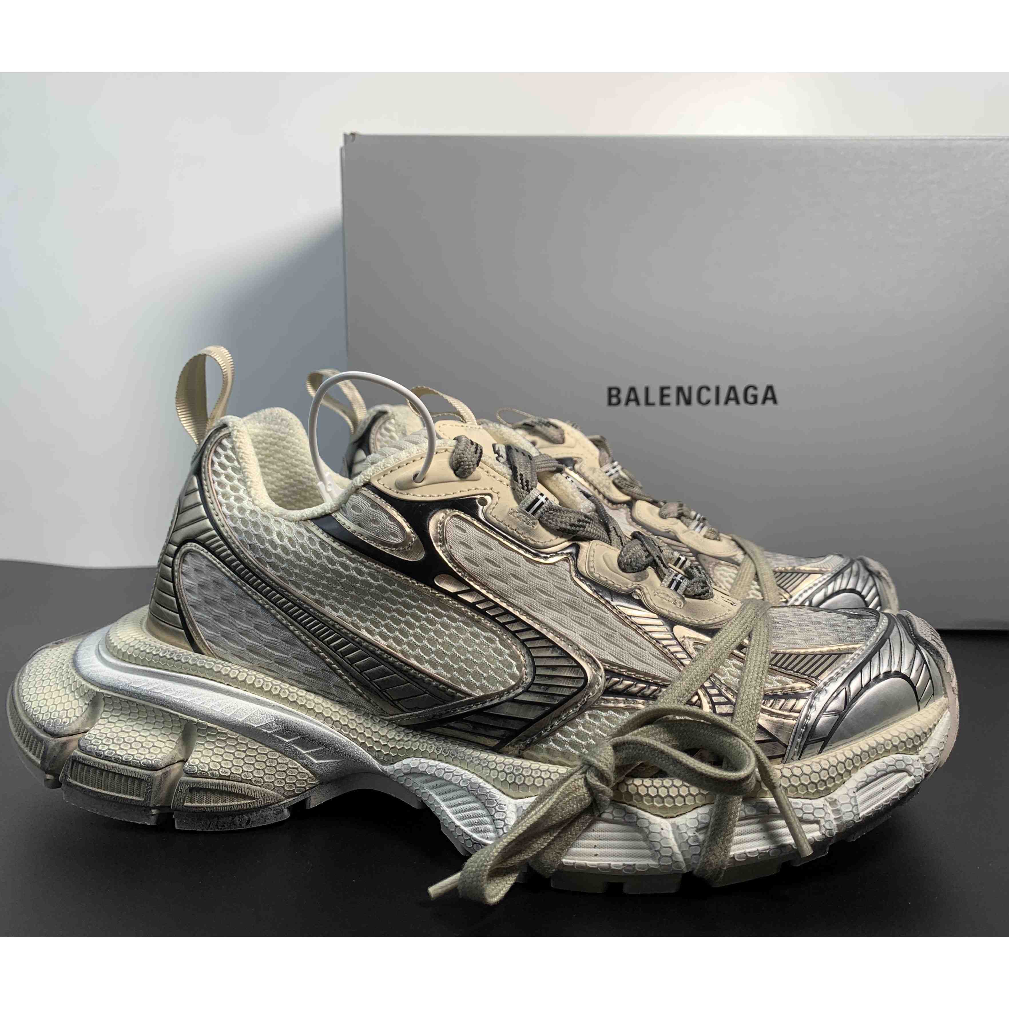 Balenciaga 3XL Trainers - FashionPlug