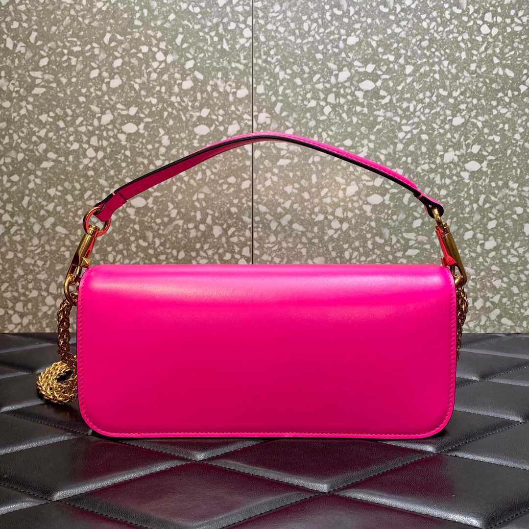 Valenti Garavani Locò Shoulder Bag (27-13-6cm) - FashionPlug