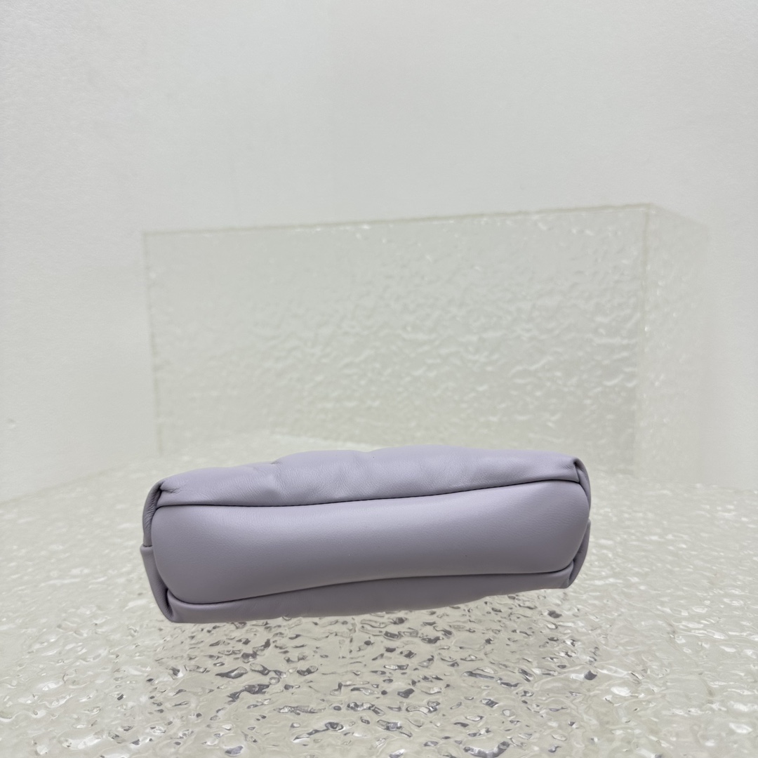 Maison Margiela Glam Slam Shoulder Bag (10-20.5cm) - FashionPlug