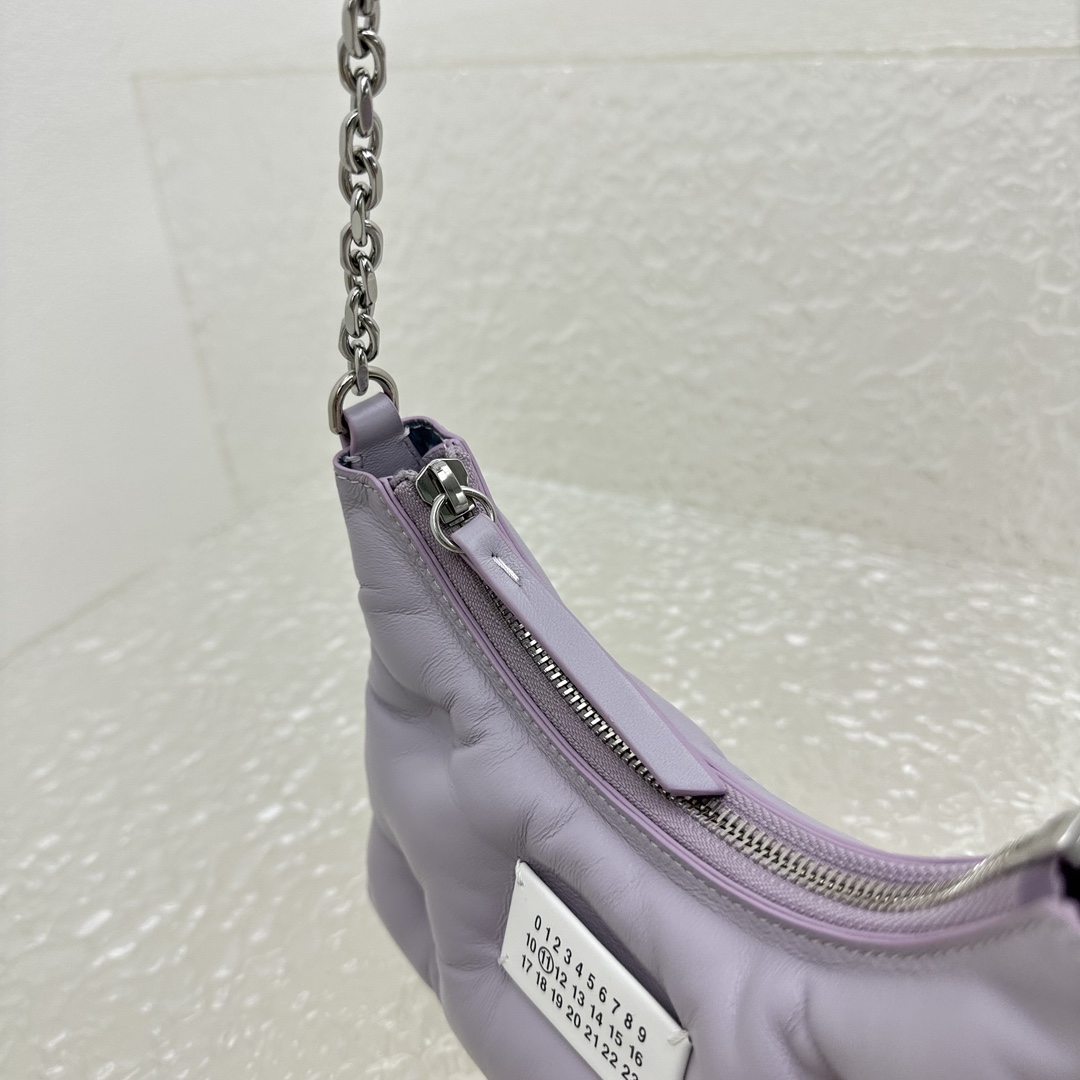 Maison Margiela Glam Slam Shoulder Bag (10-20.5cm) - FashionPlug