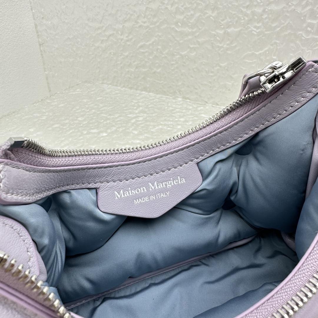 Maison Margiela Glam Slam Shoulder Bag (10-20.5cm) - FashionPlug