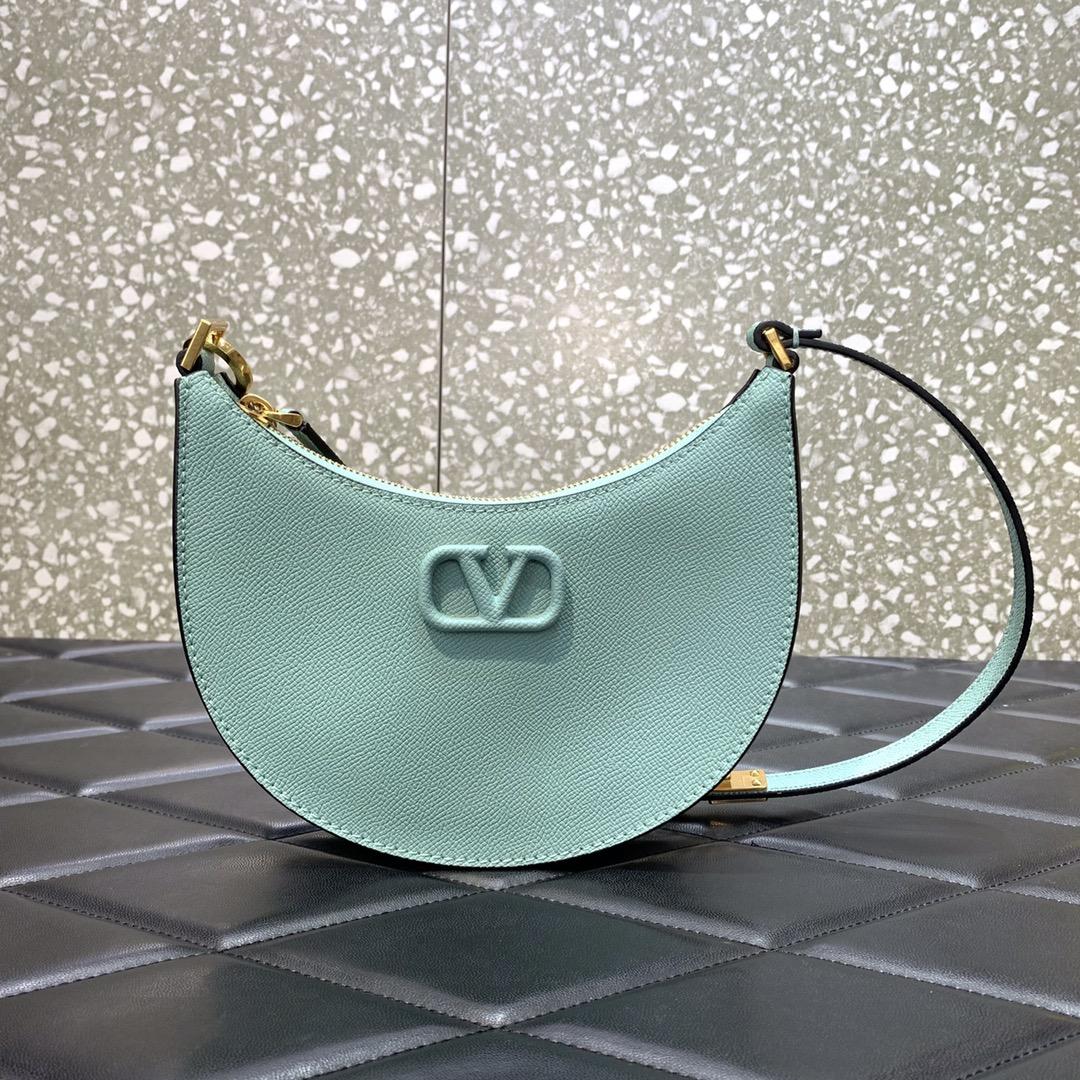 Valenti Garavani VLogo Signature Mini Bag (20-12-4cm) - FashionPlug