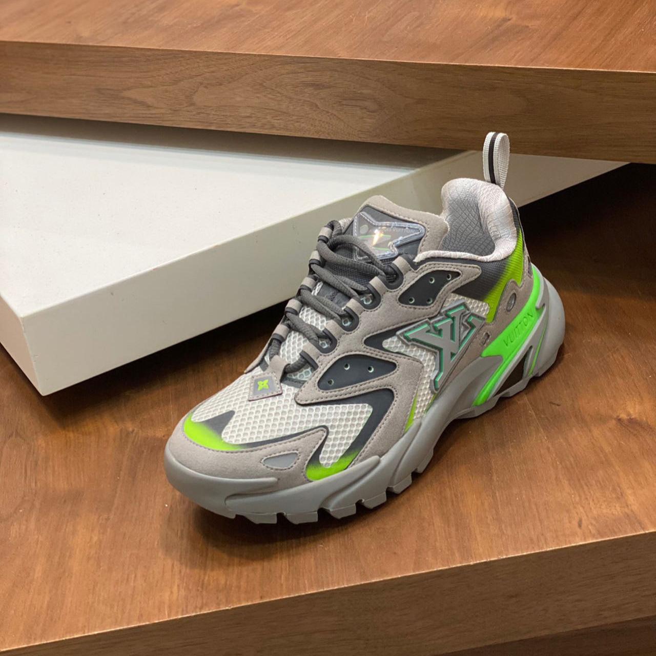 Louis Vuitton Runner Tatic Sneaker(Upon UK Size)    1ABLZ9 - FashionPlug