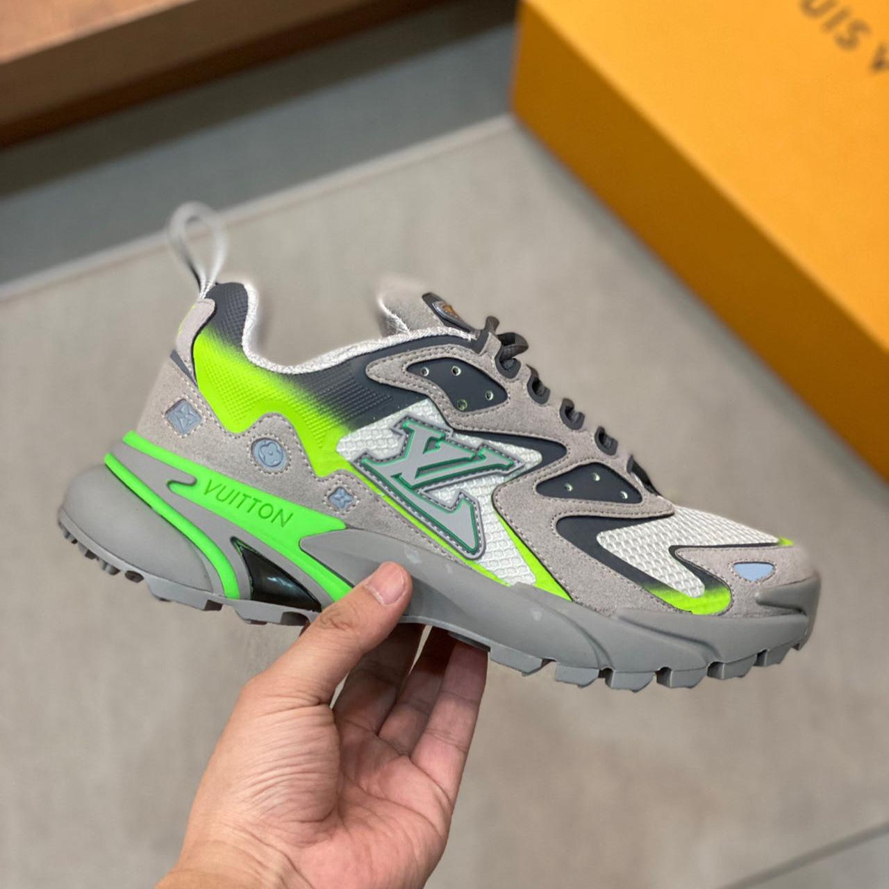 Louis Vuitton Runner Tatic Sneaker(Upon UK Size)    1ABLZ9 - FashionPlug