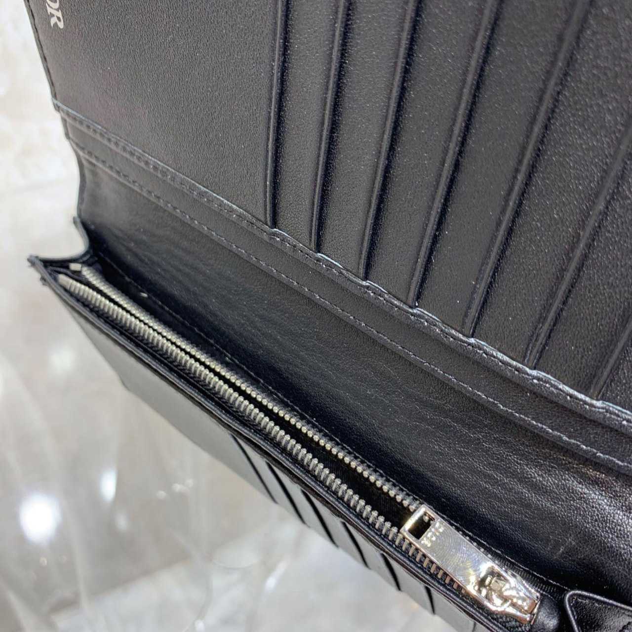 Dior Long Bi-fold Card Holder - FashionPlug
