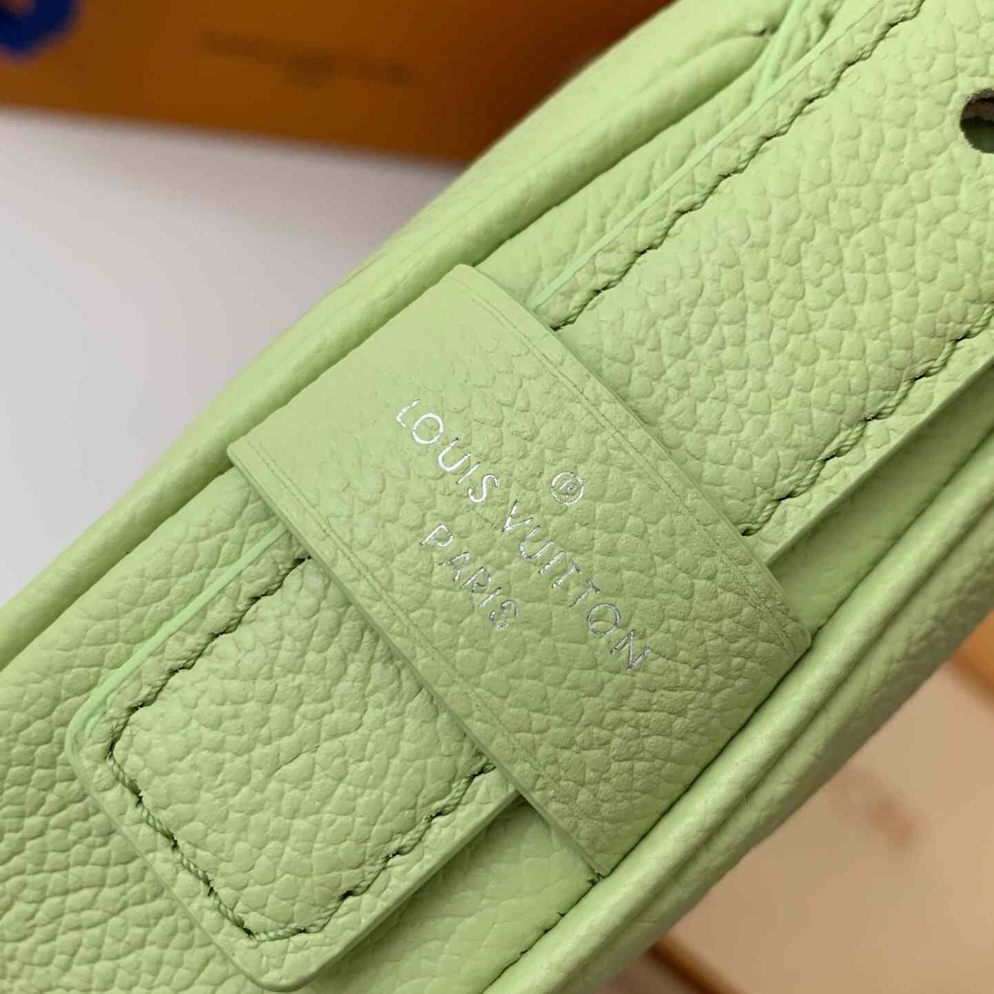 Louis Vuitton Mini Moon Monogram Empreinte (20.5*11*5cm)     M82425 - FashionPlug