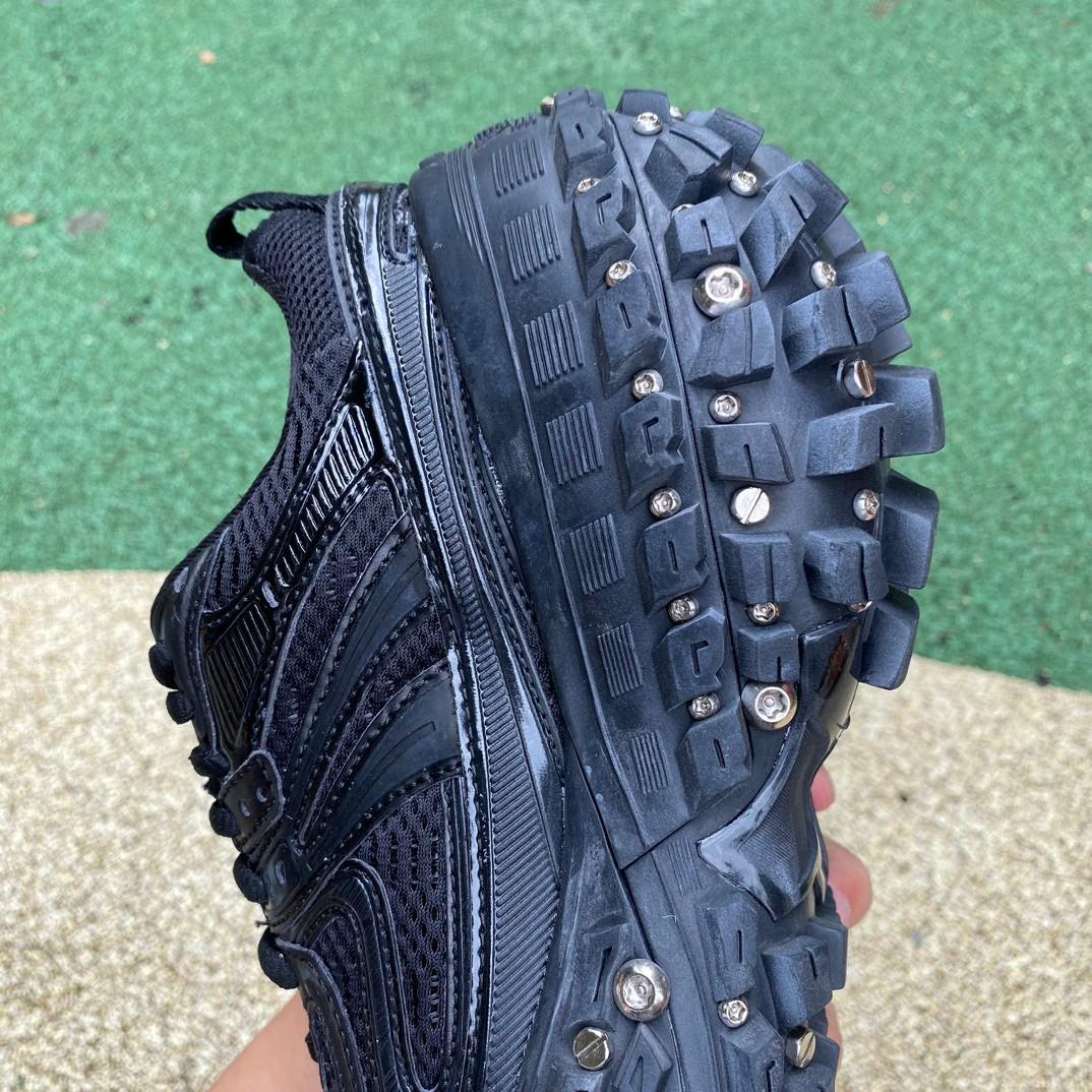 Balenciaga Bouncer Sneaker - FashionPlug