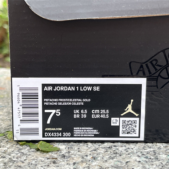 Air Jordan 1 Low Sneaker   DX4334-300 - FashionPlug