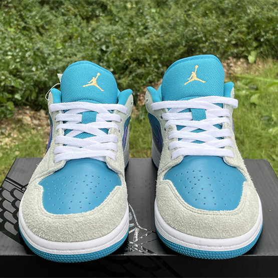Air Jordan 1 Low Sneaker   DX4334-300 - FashionPlug