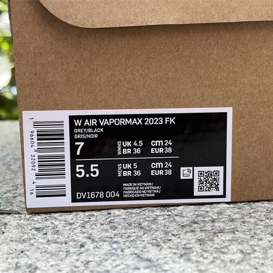 Nike Vapormax 2023 Flyknit Sneakers      DV1678-004 - FashionPlug