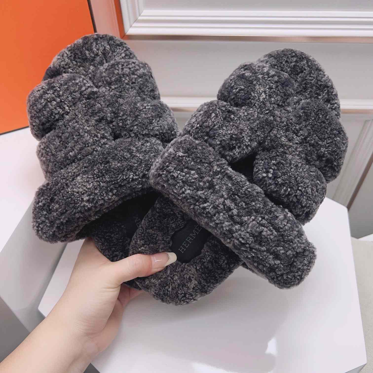 Hermes Chypre Sandal - FashionPlug
