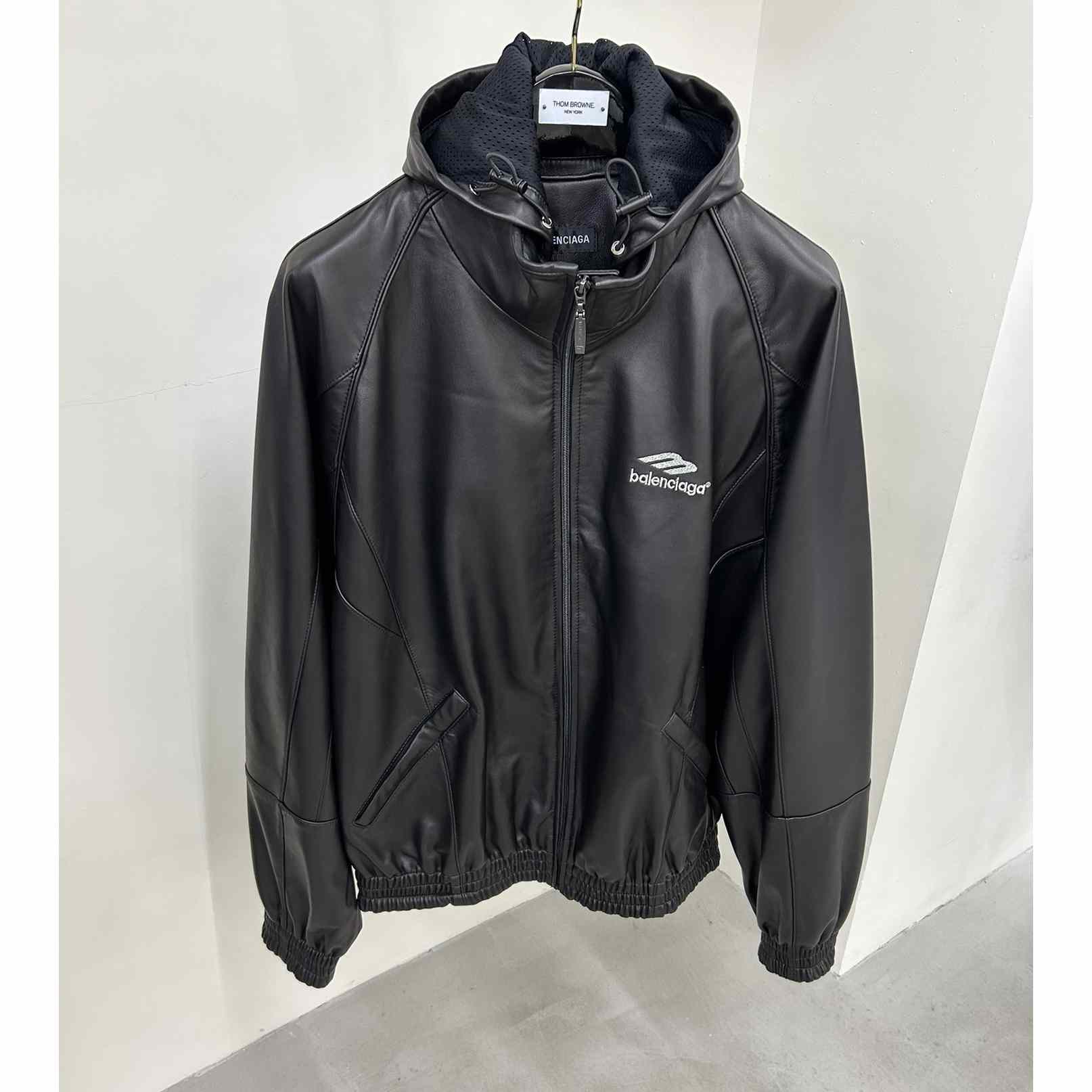 Balenciaga 3B Sports Icon Tracksuit Jacket In Black - FashionPlug