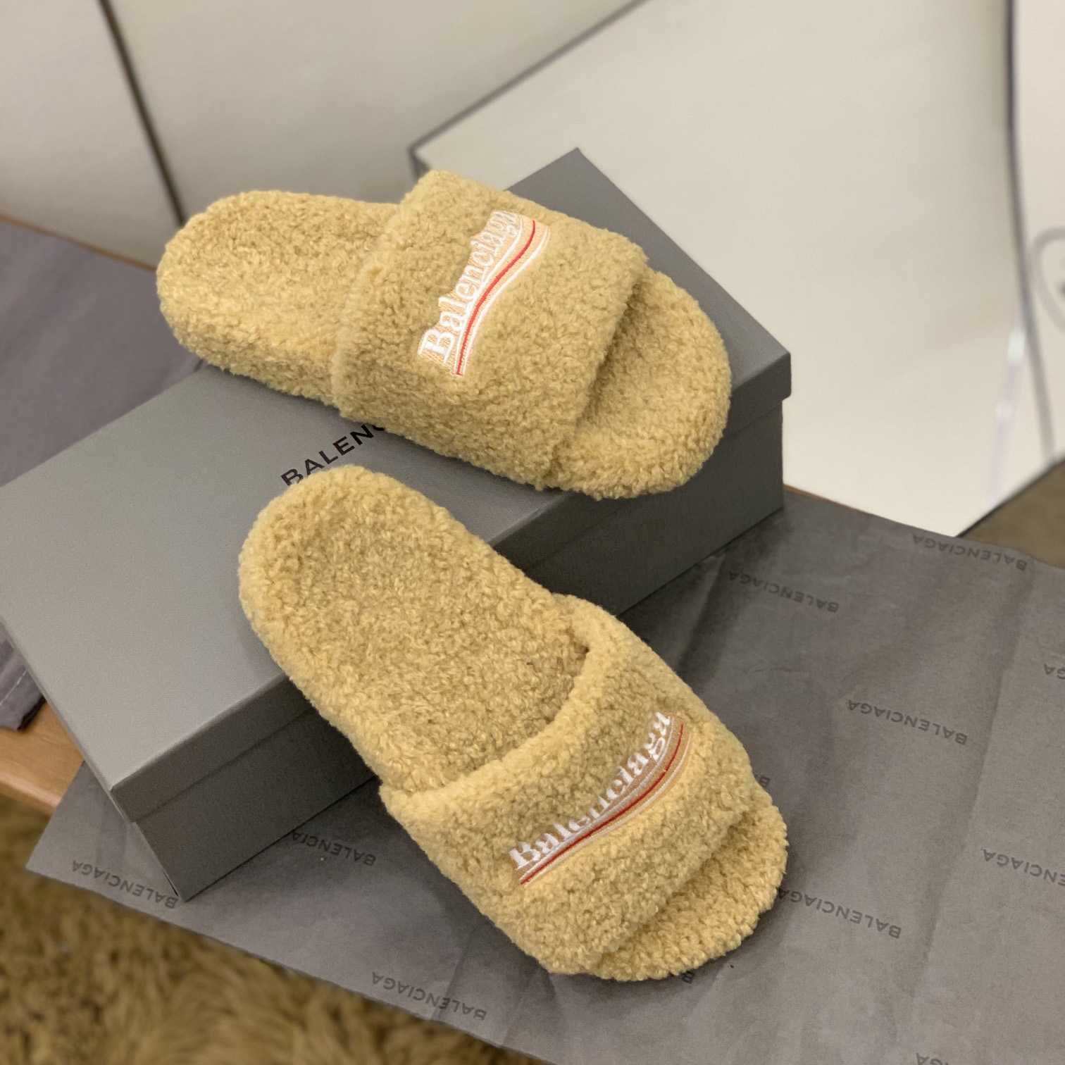 Balenciaga Terry Slide Sandal - FashionPlug