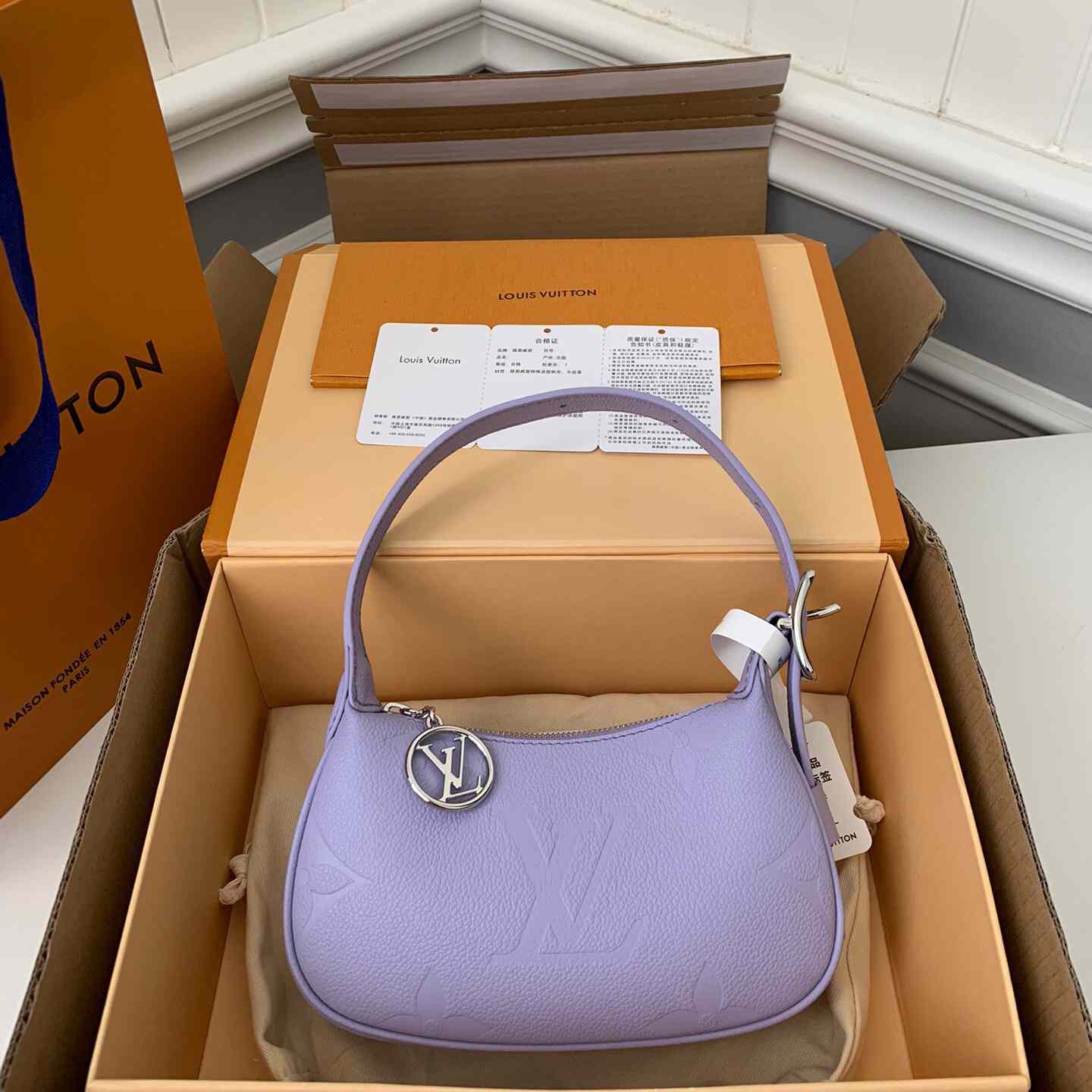 Louis Vuitton Mini Moon Monogram Empreinte (20.5*11*5cm)     M82426 - FashionPlug