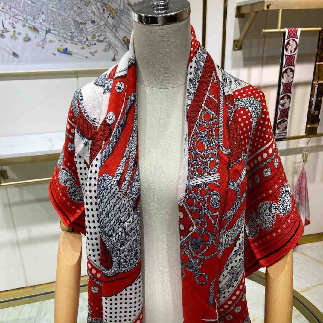 Hermes Zouaves et Dragons Bandana Shawl 140 - FashionPlug