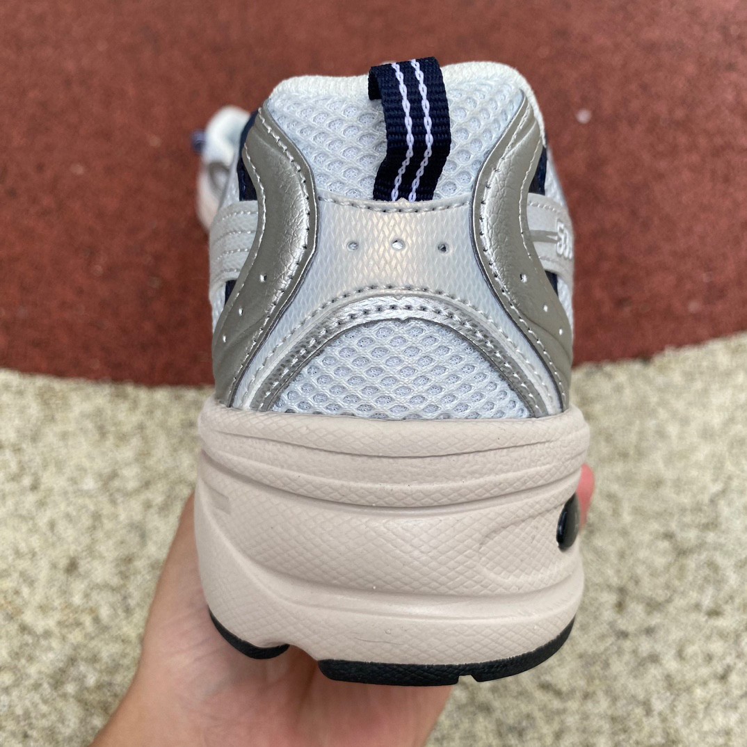 New Balance 530 Sneakers    MR530KA - FashionPlug