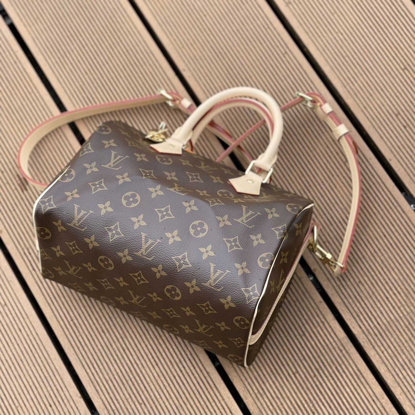 Louis Vuitton Speedy Bandoulière 25   M41113 - FashionPlug