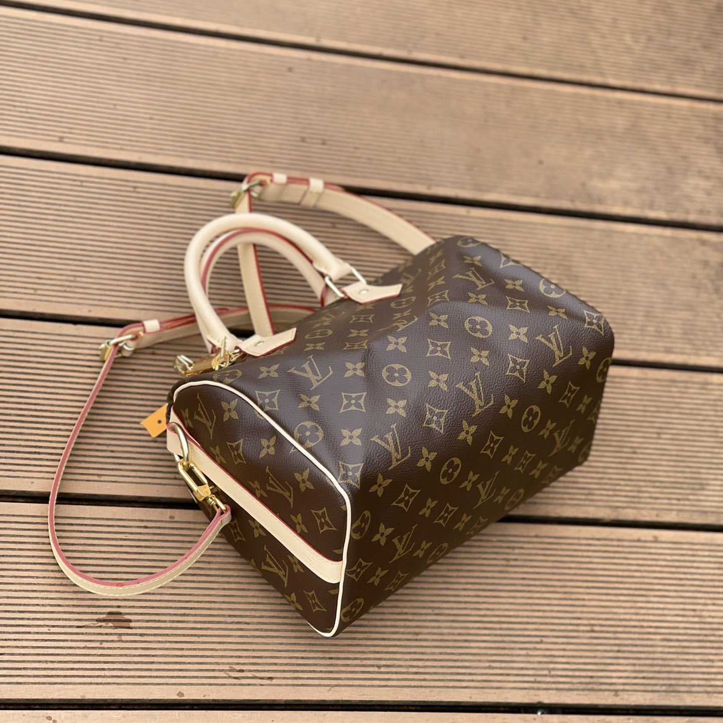 Louis Vuitton Speedy Bandoulière 25   M41113 - FashionPlug