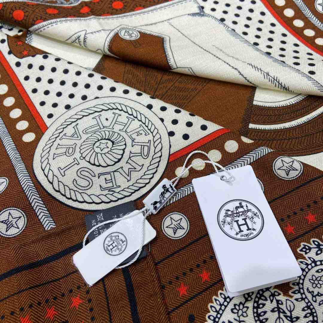 Hermes Zouaves et Dragons Bandana Shawl 140 - FashionPlug