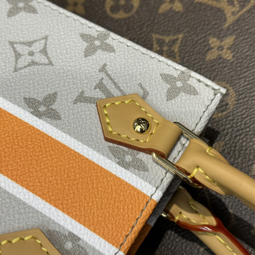 Louis Vuitton Petit Sac Plat(14 x 17 x 5cm)   M23615 - FashionPlug