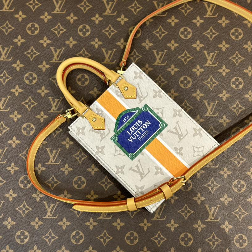 Louis Vuitton Petit Sac Plat(14 x 17 x 5cm)   M23615 - FashionPlug