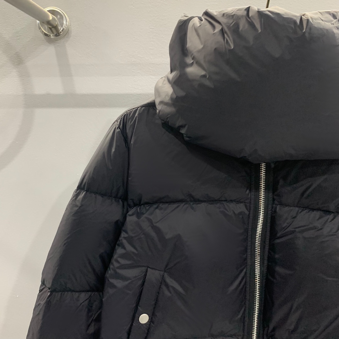 Rick Owens FW23 Luxor Funnel Neck Jkt In Black - FashionPlug