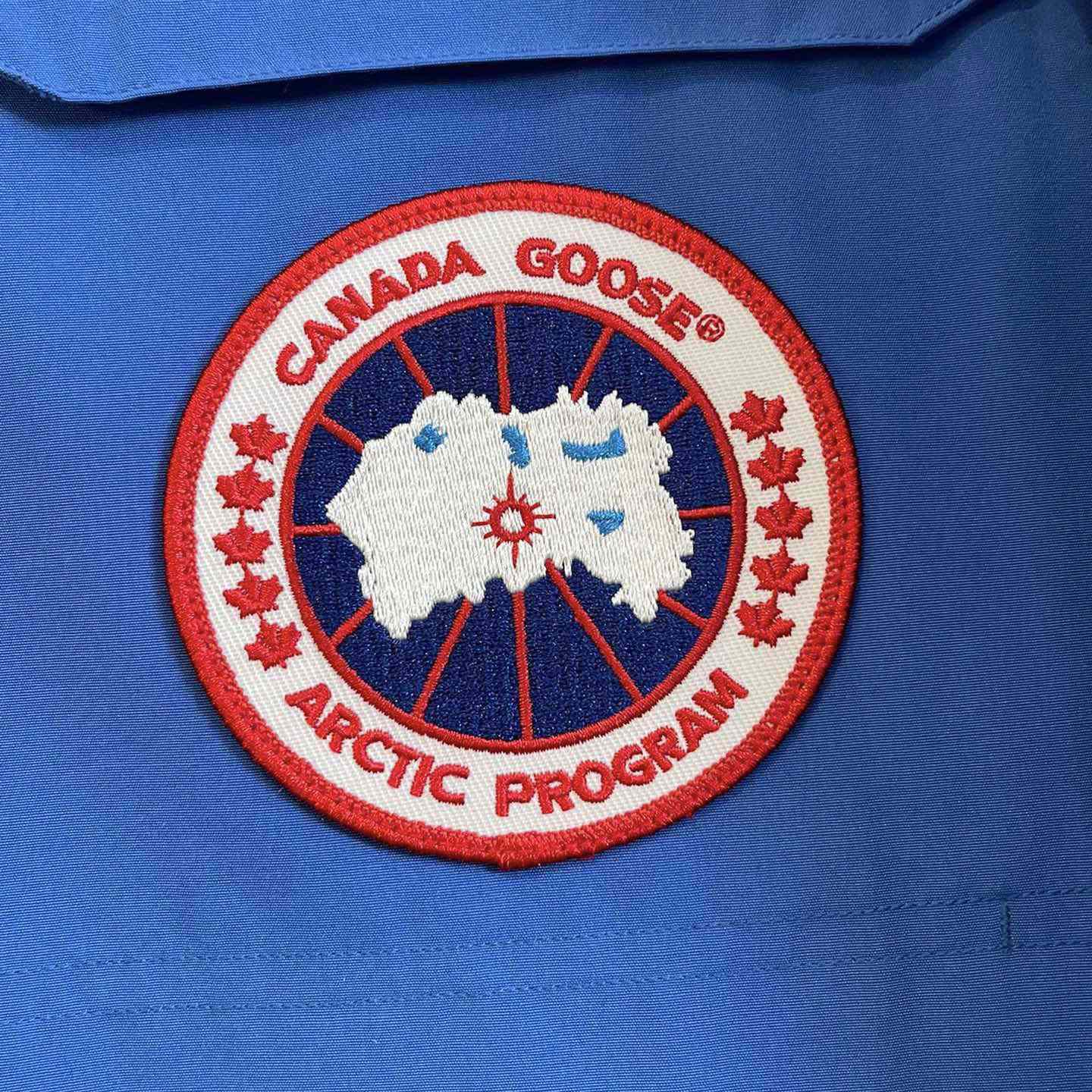 Canada Goose Expedition Hooded Jacket - FashionPlug