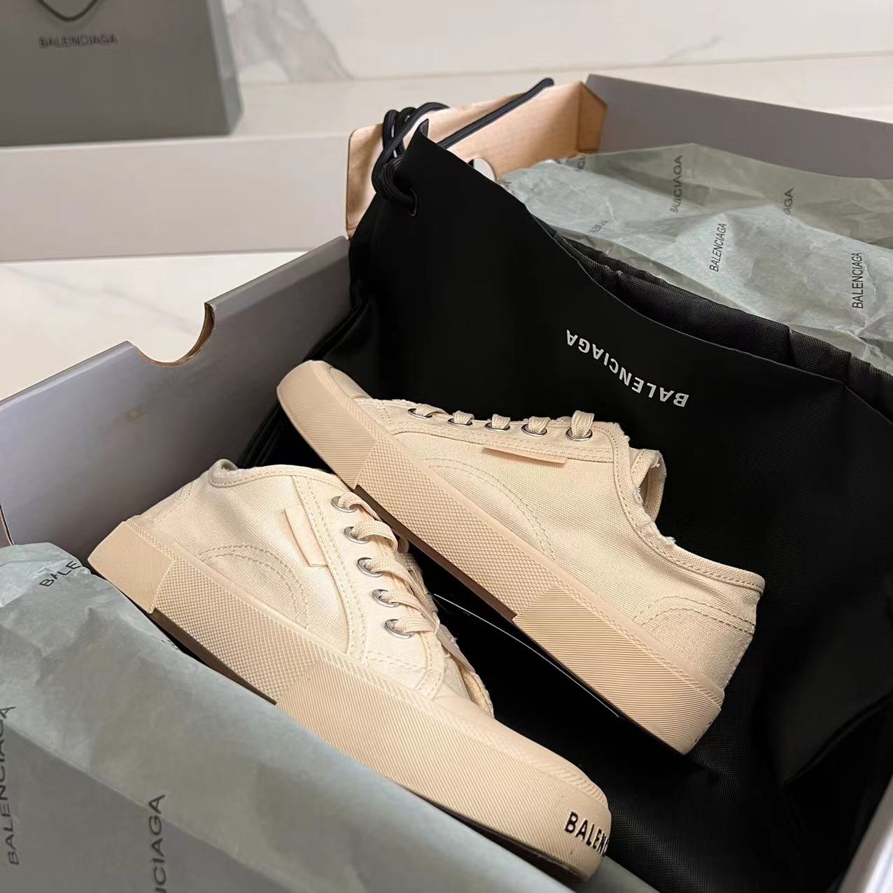 Balenciaga Paris Low Top Sneaker In White  - FashionPlug