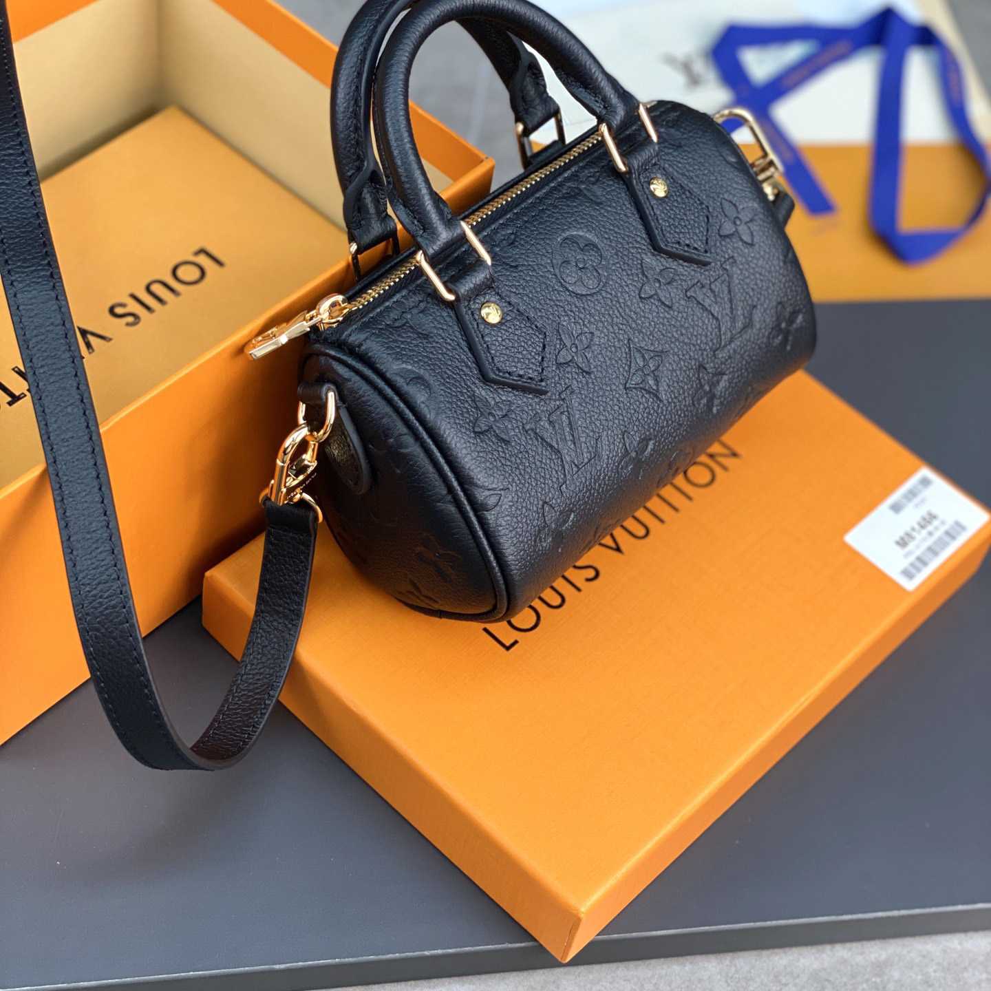 Louis Vuitton Nano Speedy (16-10-7.5cm)       M82450 - FashionPlug