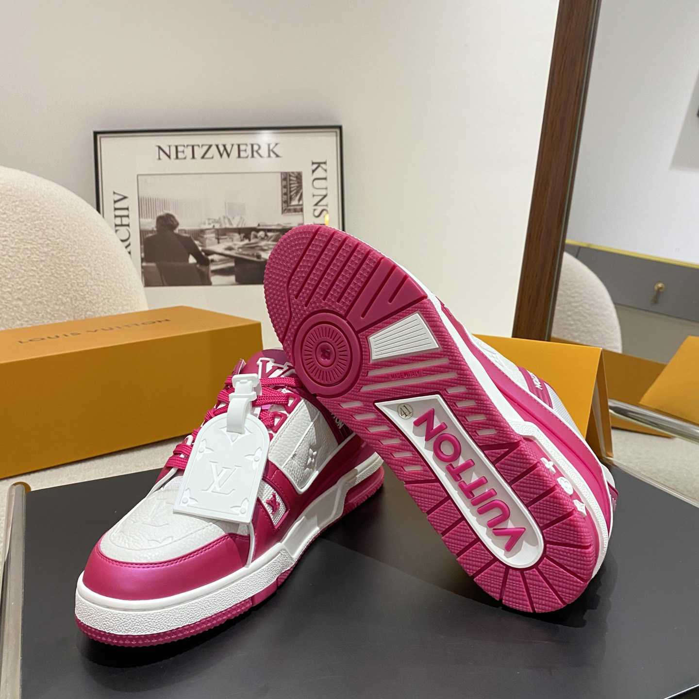 Louis Vuitton LV Trainer Sneaker         1ABOEY - FashionPlug