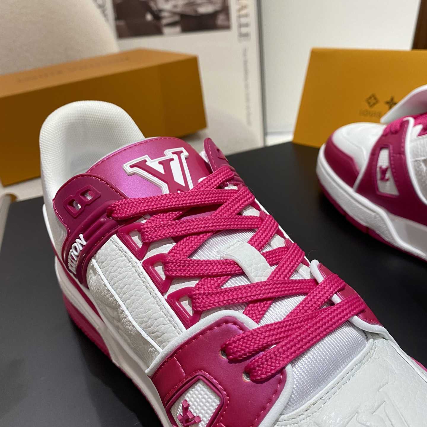 Louis Vuitton LV Trainer Sneaker         1ABOEY - FashionPlug