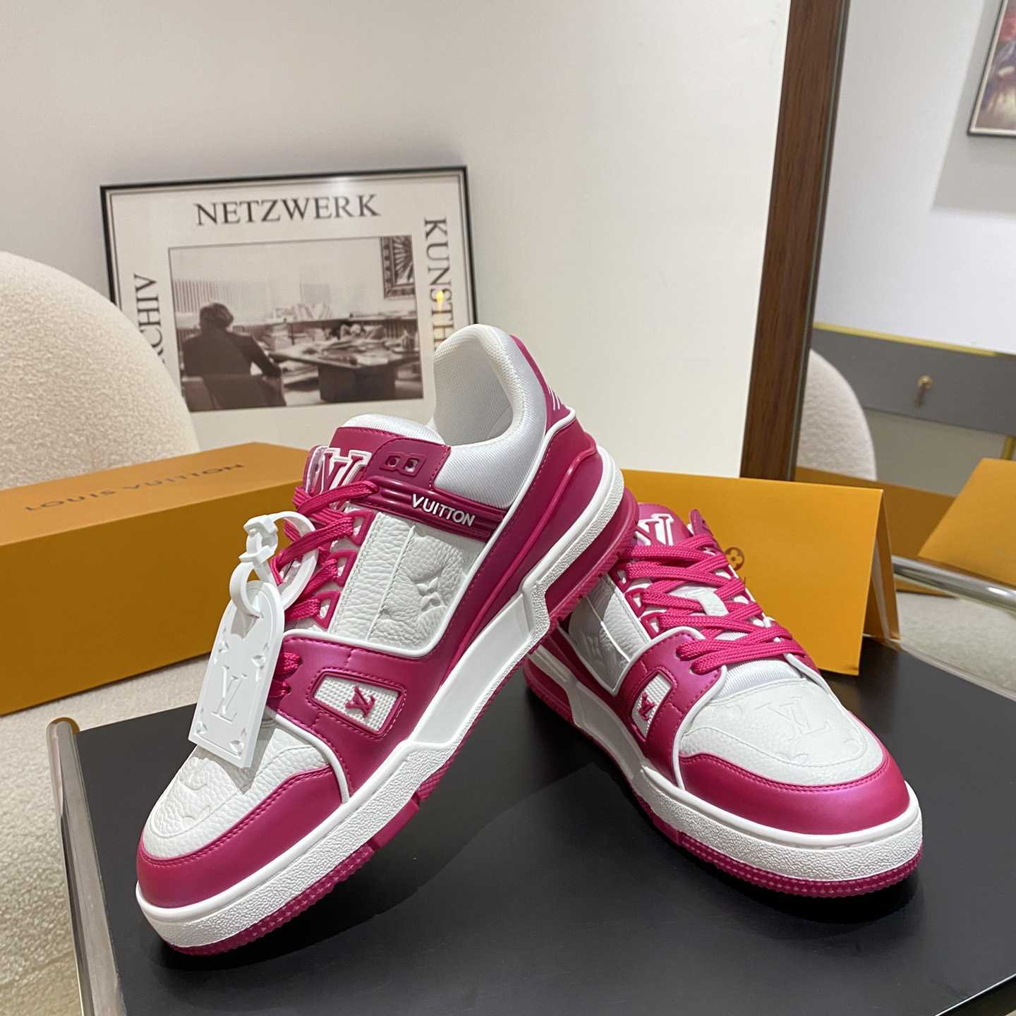 Louis Vuitton LV Trainer Sneaker         1ABOEY - FashionPlug