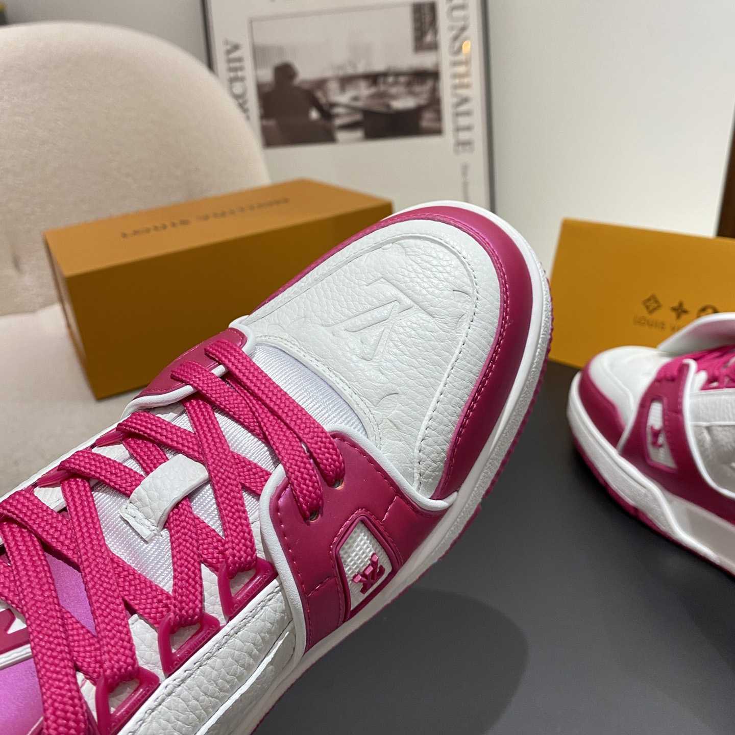Louis Vuitton LV Trainer Sneaker         1ABOEY - FashionPlug