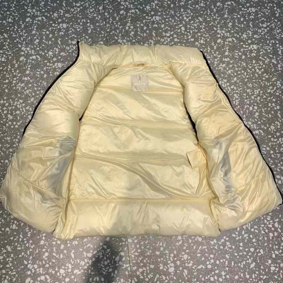Moncler Sumido Down Vest - FashionPlug