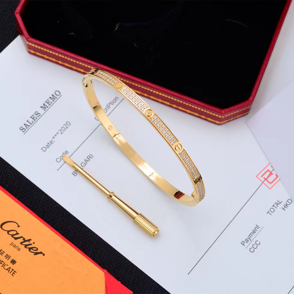 Cartier Bracelet - FashionPlug