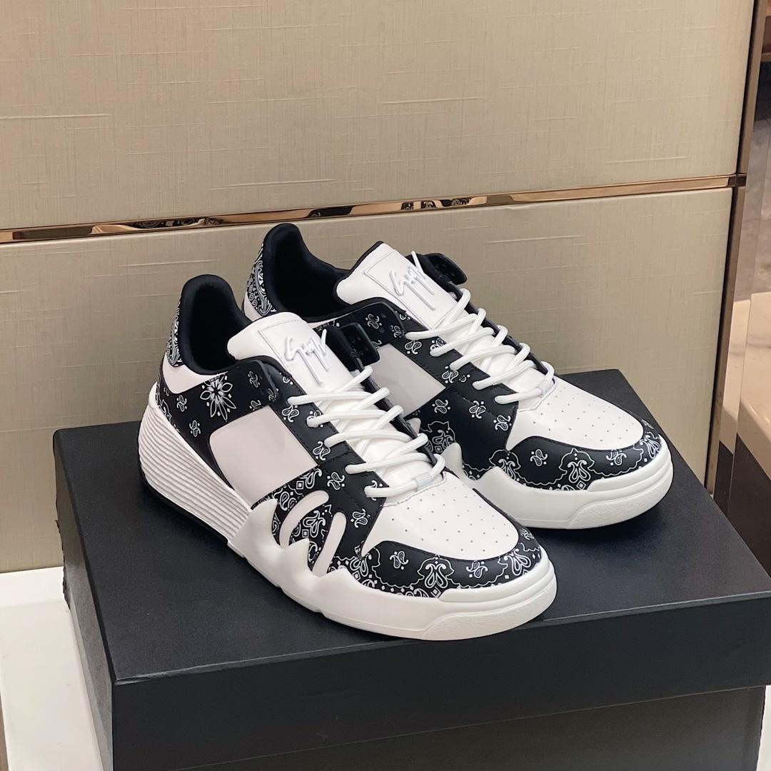 Giuseppe Zanotti Talon Paisley-print Sneakers - FashionPlug