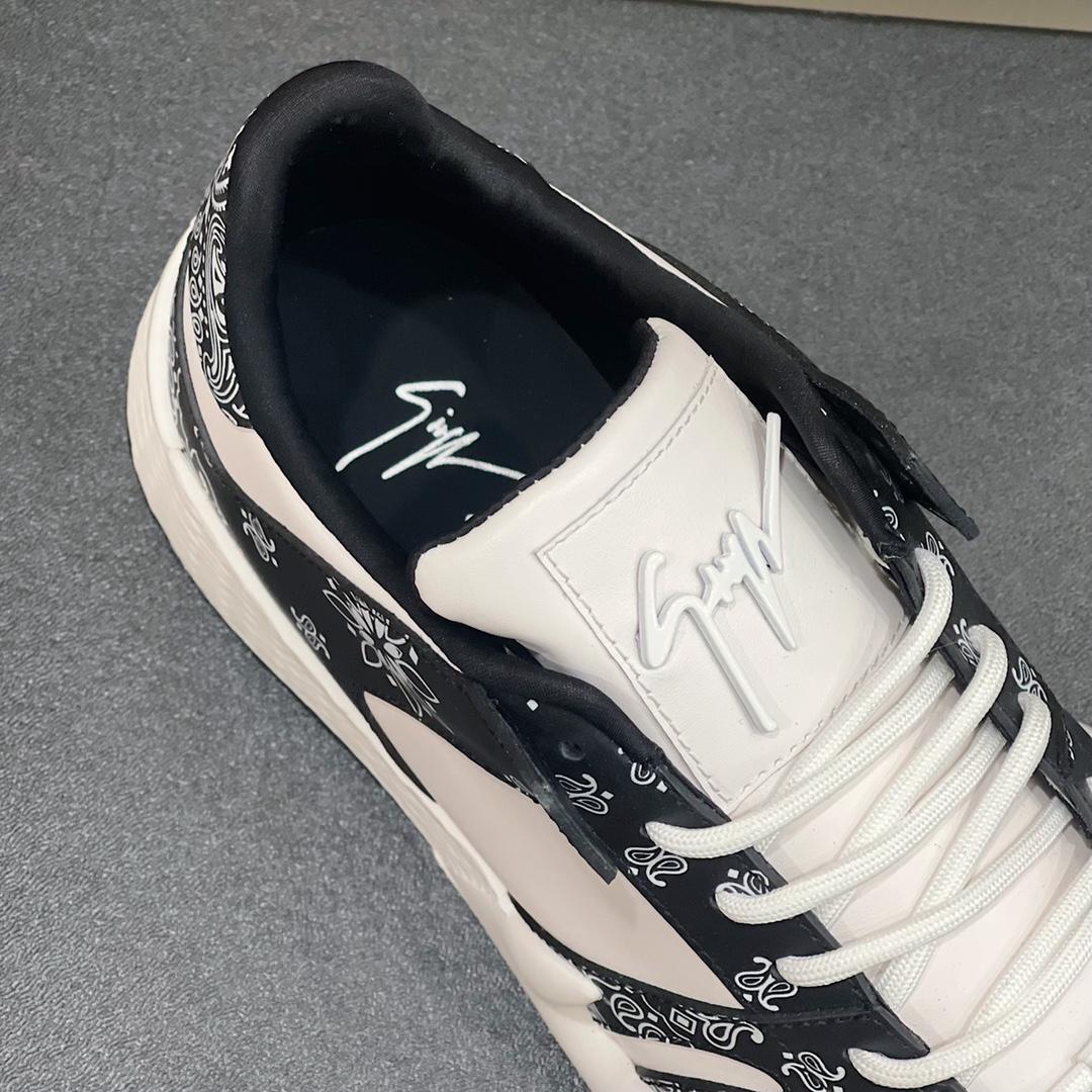 Giuseppe Zanotti Talon Paisley-print Sneakers - FashionPlug