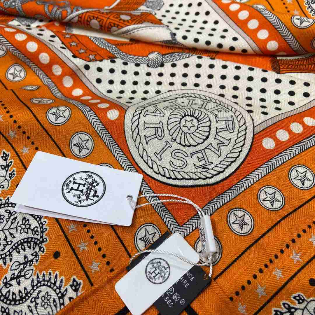 Hermes Zouaves et Dragons Bandana Shawl 140 - FashionPlug