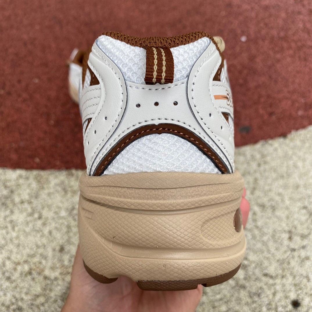 New Balance 530 Sneakers     MR530NI - FashionPlug