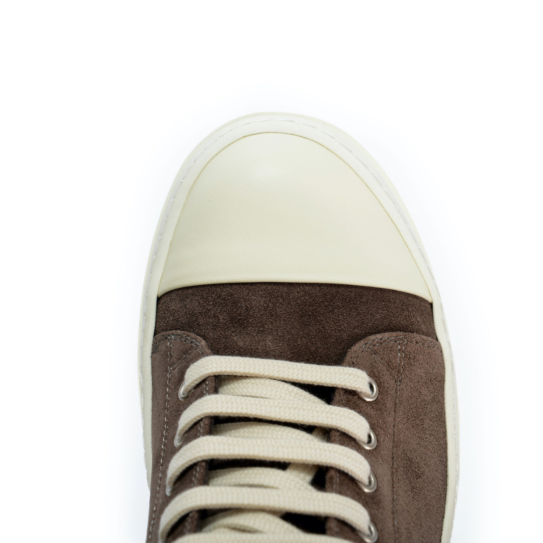 Rick Owens Low-Top Sneakers - FashionPlug