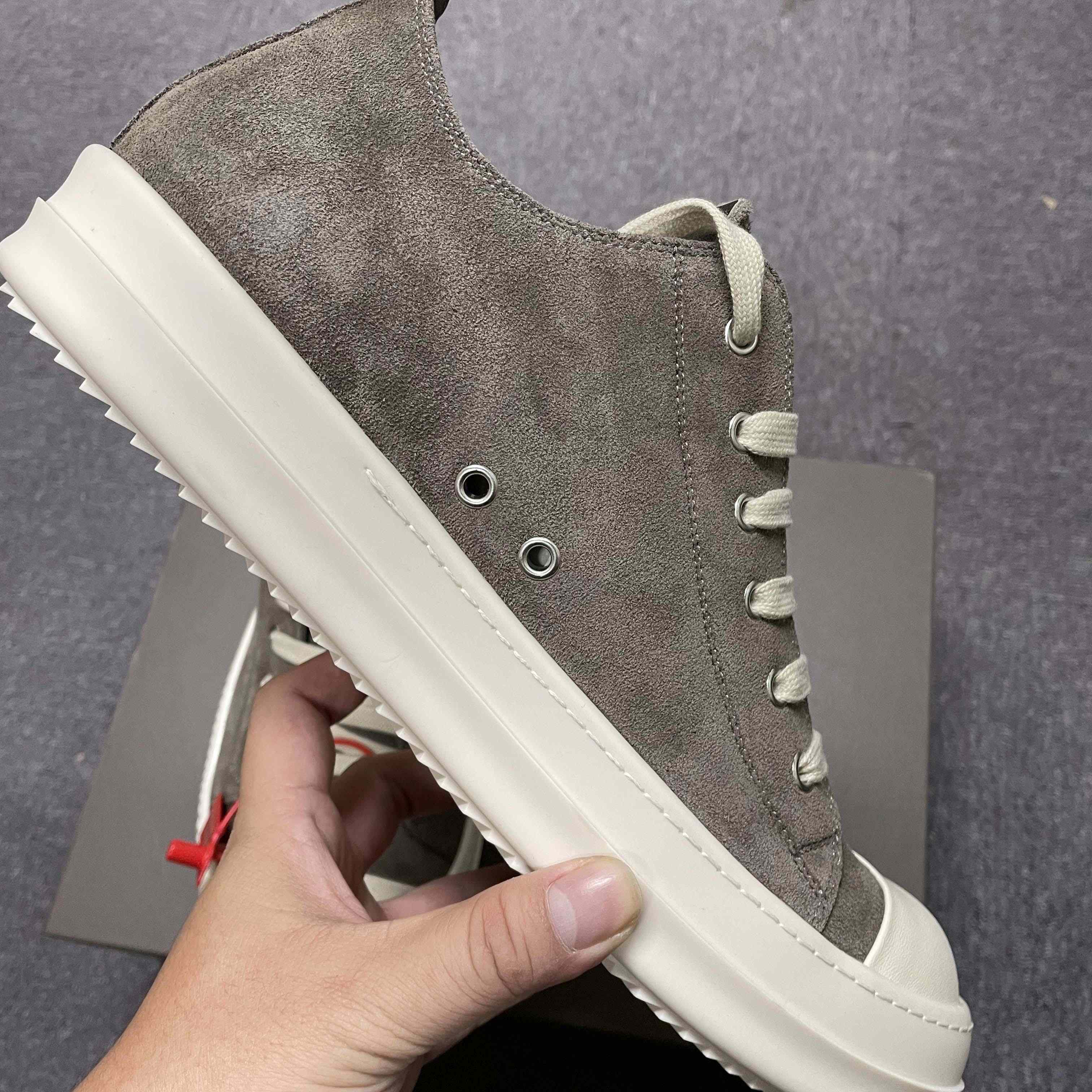 Rick Owens Low-Top Sneakers - FashionPlug